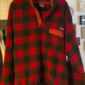 Checkered print synchilla snap-t fleece pullover